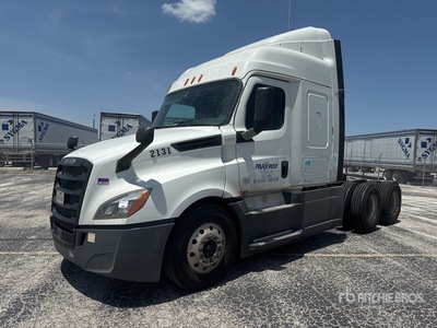 2019 Freightliner Cascadia 126 6x4 T/A Sleeper Truck Tractor