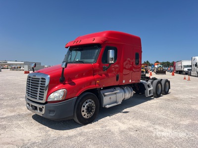 2018 Freightliner Cascadia 125 6x4 Ciągnik siodłowy T/A z kabiną sypialną