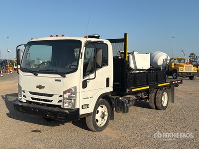 2020 Chevrolet W4500 XD 4x2 Flatbed Truck