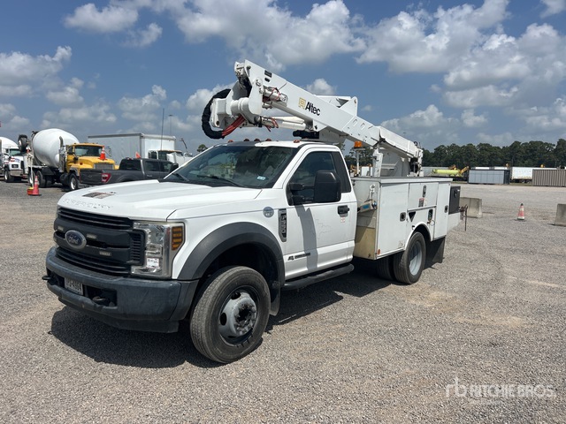 2018 Altec AT37G 37.5 ft on 2018 Ford F-550 XL 4x2 Bucket Truck