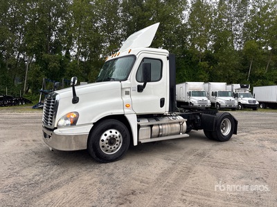 2019 Freightliner Cascadia 125 4x2 تراكتور شاحنة (أحادي المحور)