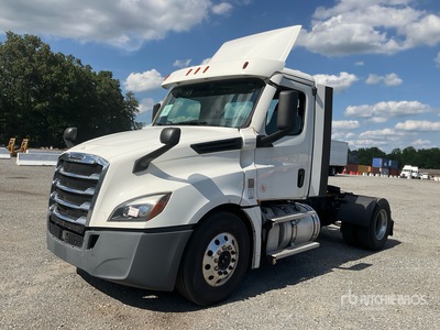 2020 Freightliner Cascadia 126 Cabeza Tractora Cabina Corta