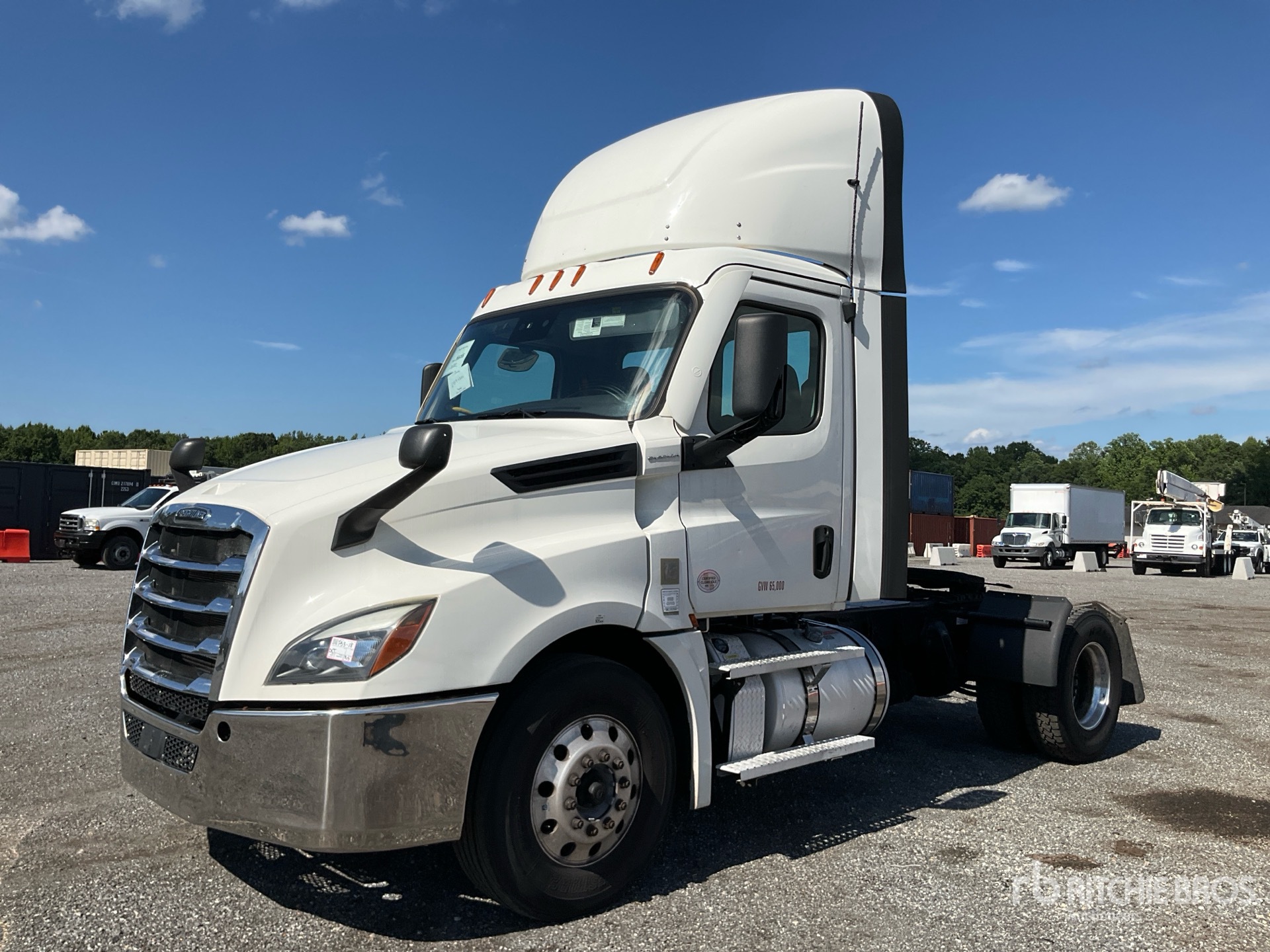 2020 Freightliner Cascadia 126 4x2 S/A Day Cab Truck Tractor