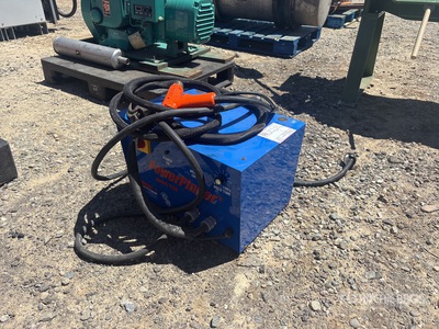 Powerpinner 7250 2600 A heavy-duty, solid-state benchtop resistance welder designed for attaching weld pins and insulation fasteners to galvanized sheet metal HVAC ductwork Soudeuse