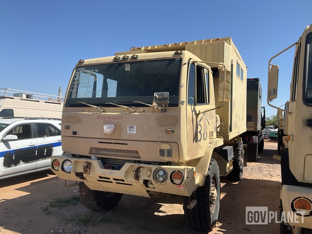 2000 Stewart & Stevenson M1079A1 LMTV 4x4 Van Truck