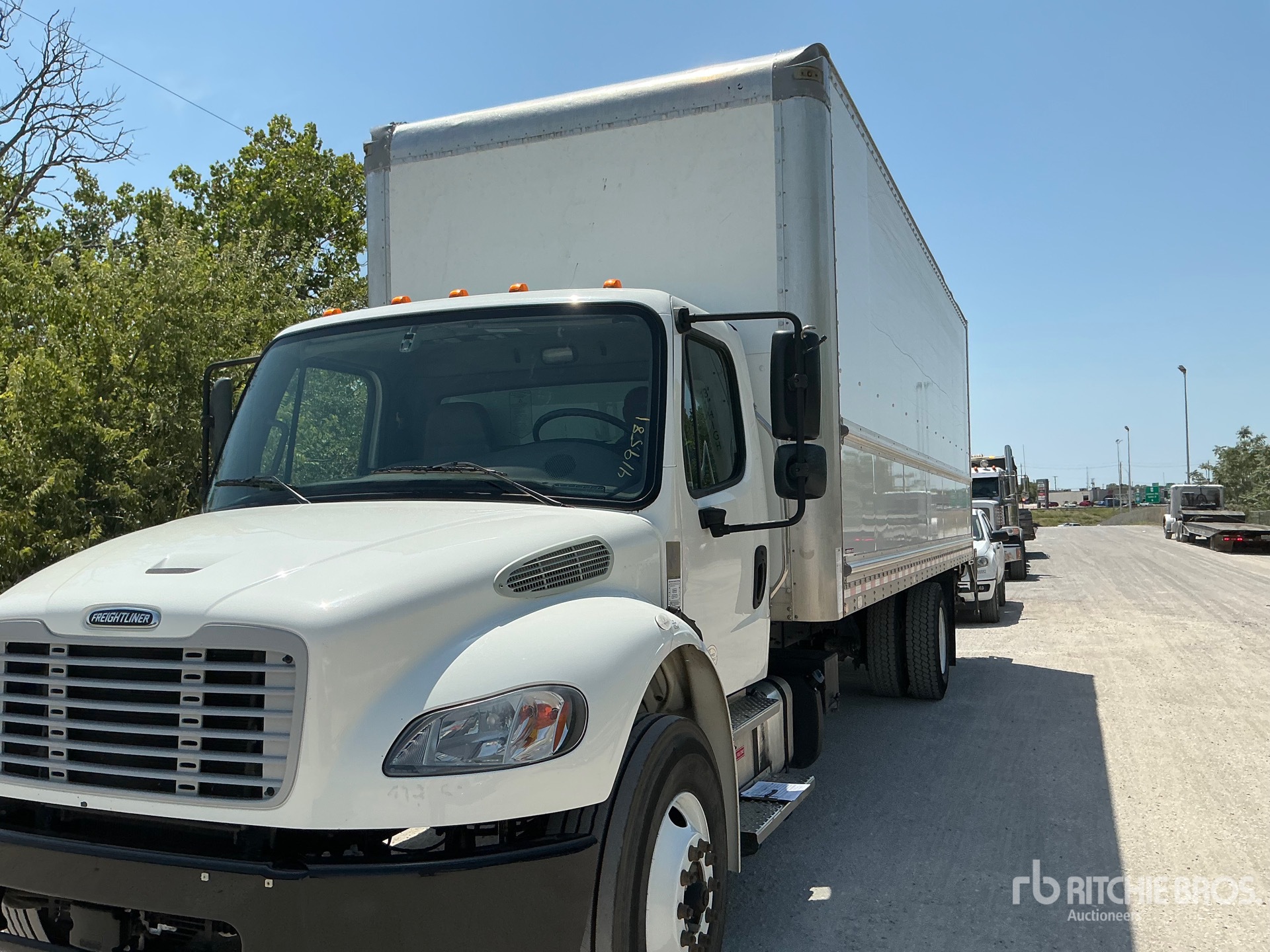 2022 Freightliner M2 106 4x2 Van Truck