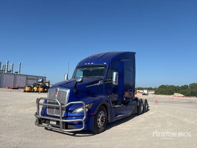 2022 Kenworth T680 6x4 T/A Slaapcabine Trekker