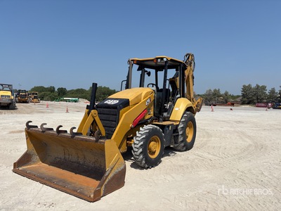 2022 Cat 420 4x4 Baggerlader