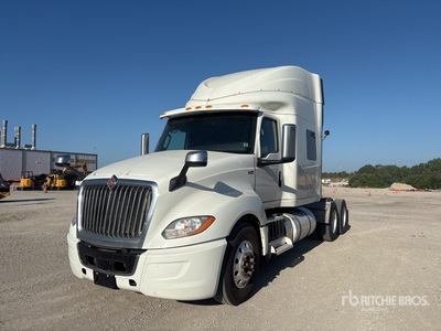 2019 International LT625 6x4 Cabeza Tractora Cabina Dormitorio