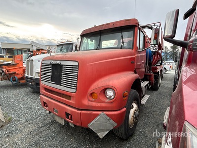 1997 Cusco on 1997 Freightliner FL122 6x4 صهريج شفاط (Inoperable)