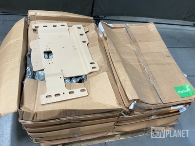 (13) Navistar Defense 3990775C1 Vehicular Components Brackets