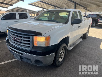 2007 GMC 2500 HD 4x4 Extended Cab Pickup