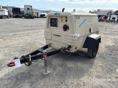 2005 Ingersoll Rand P185CFM Mobile コンプレッサー