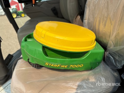 John Deere StarFire 7000 GNSS Receiver