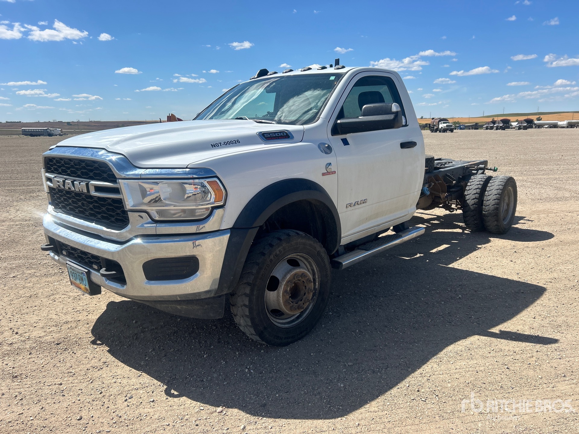 2020 Chevrolet 5500 Heavy Duty 4x4 Crew Cab Cab and Chassis