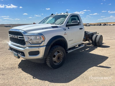 2020 Chevrolet 5500 Heavy Duty 4x4 Crew Cab Cab and Chassis