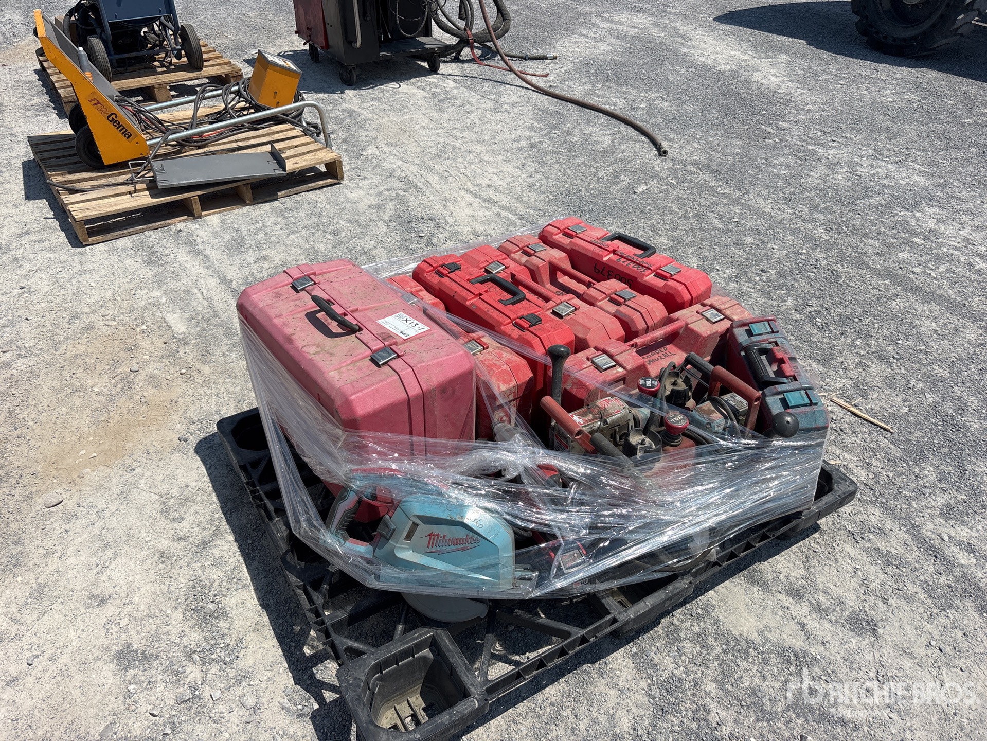 Quantity of Milwaukee Right angle drill, 3sawzall, saw, 3 Milwaukee batteries, electric high impact drill, 2 steel hang