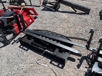 2026 GIYI GY-SF60 60 in Skid Steer Forks (Unused)