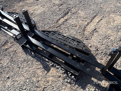 2026 GIYI GY-DHC 60 in Skid Steer Forks (Unused)