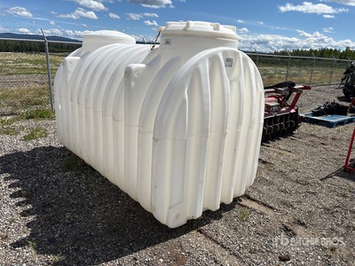 1450 gal Holding Réservoir  (Unused)