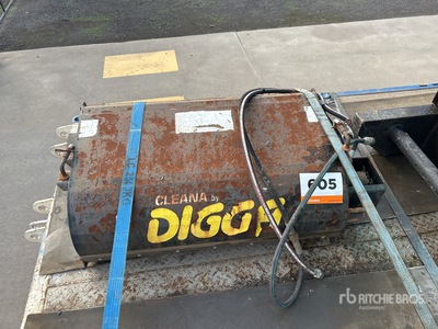 Digga Skid Steer Sweeper