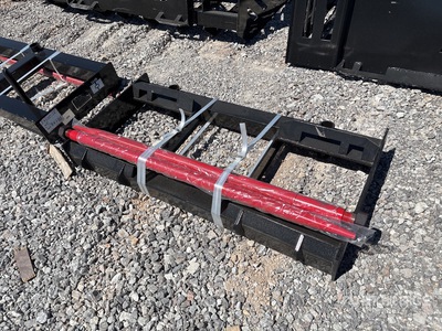 2026 GIYI GY-BF47 47 in Skid Steer Bale Spear (Unused)