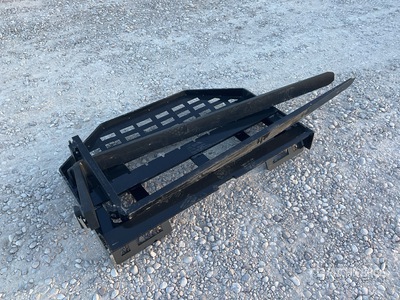 2026 GIYI GY-DHC Skid Steer Forks (Unused)