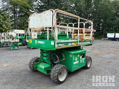 2017 JLG 260MRT Dual Fuel 4x4 Elevador de tijera