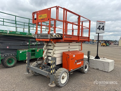 2019 Snorkel S3970RT V7 4x4 Dual Fuel Ascenseur à ciseaux