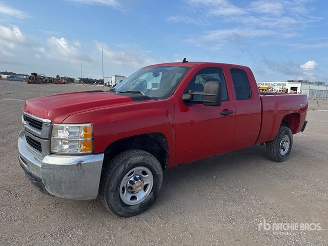 2009 Chevrolet Silverado 2500 HD LT 4x4 Extended Cab Pickup