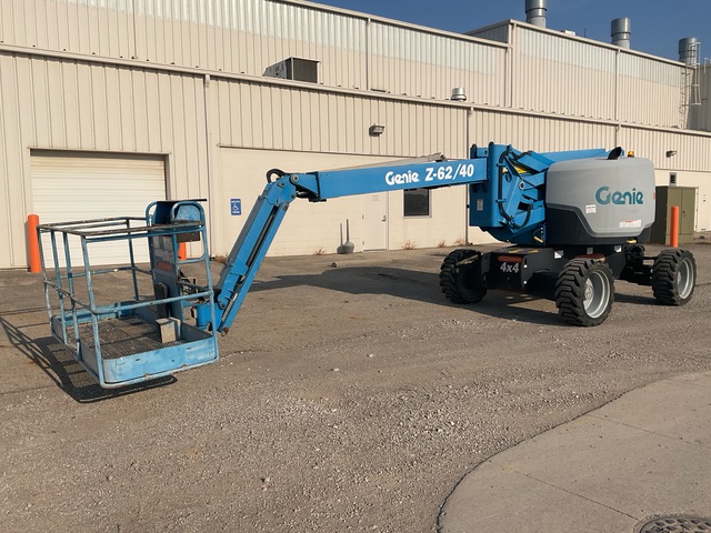 2016 Genie Z-62/40 4WD Dual Fuel Articulating Boom Lift