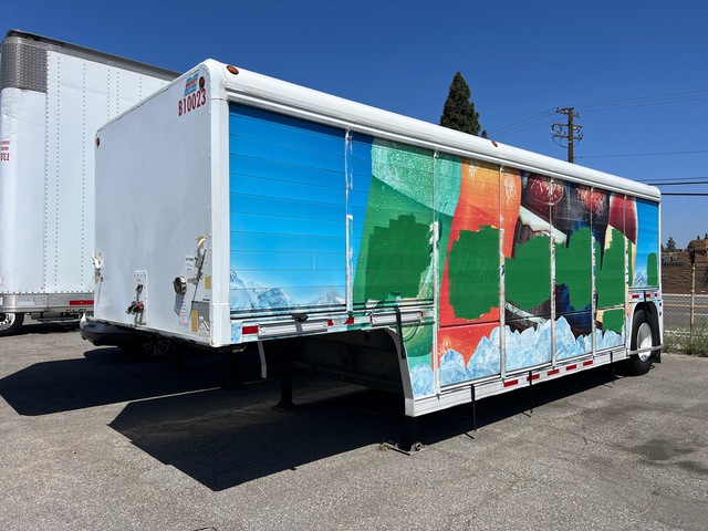 2010 Mickey 14AT-A 14 Bay S/A Beverage Trailer