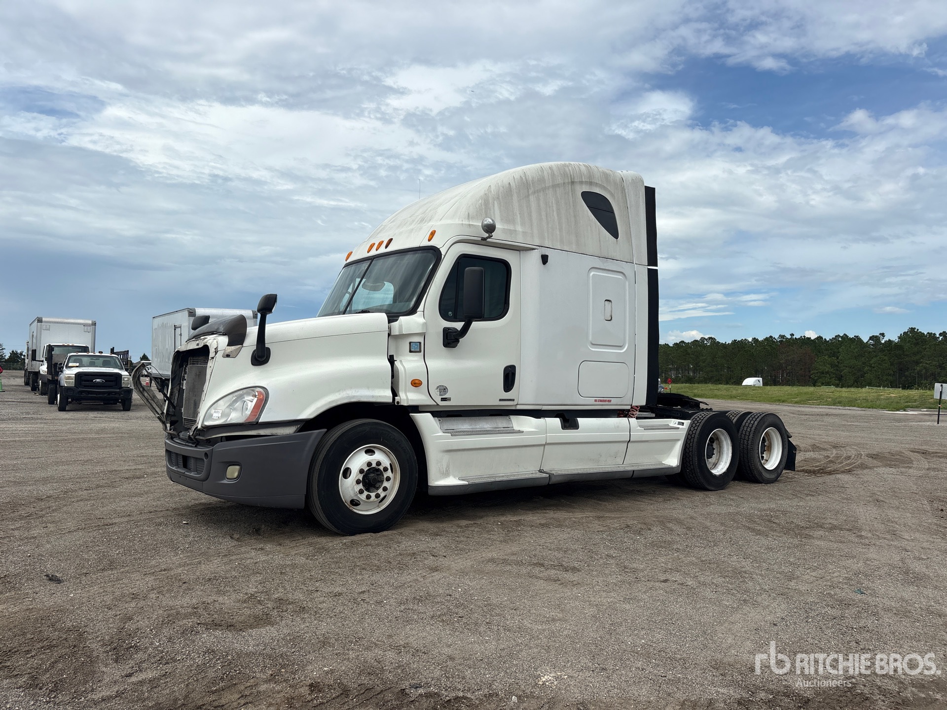 2012 Freightliner Cascadia 125 6x4 T/A Sleeper Truck Tractor
