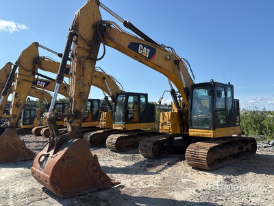 2019 Cat 325F L CR Tracked Excavator