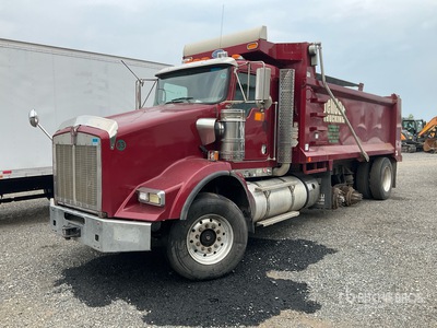 2020 Kenworth T800 8x4 を見 Dump Truck