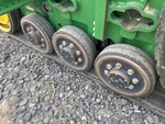 Train de roulement with Galets de chenille