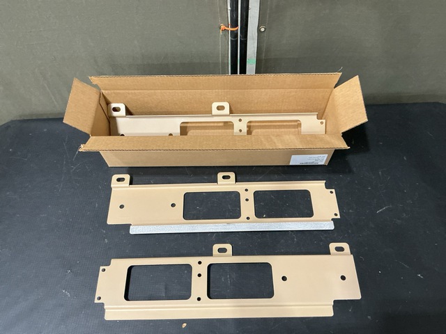 (52) Oshkosh 3825269 Vehicular Components Brackets