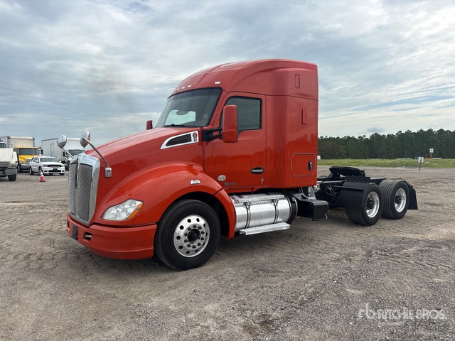 2020 Kenworth T680 6x4 T/A Sleeper Truck Tractor