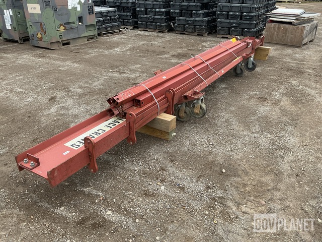 Carry Deck and Pick-and-Carry Cranes