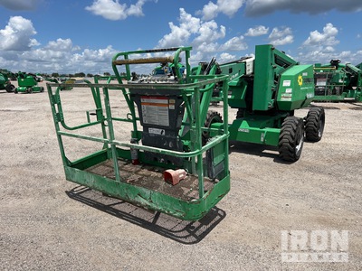 2016 JLG 340AJ 4WD Dual Fuel Articulating Boom Lift