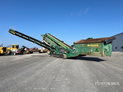 2021 McCloskey S-190 Tracked Trommel