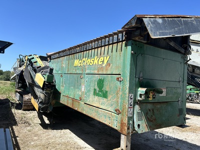 2021 McCloskey S-190 Tracked Trommel