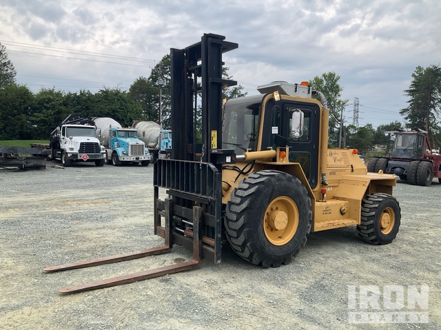 2017 (unverified) Master Craft MC16974 16000 lb 4x4 Rough Terrain Forklift