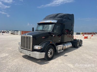 2023 Peterbilt 567 6x4 Cabeza Tractora Cabina Dormitorio