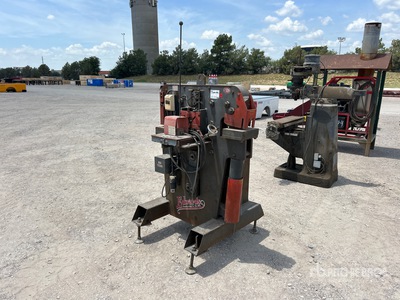 Edwards 60 Ton  عامل حديد