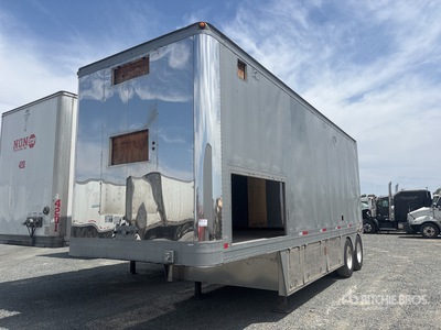 2001 Trainmobile 28 ft x 102 in S/A Semi-remorque fourgon
