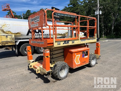 2020 JLG 260MRT Diesel 4x4 Scissor Lift