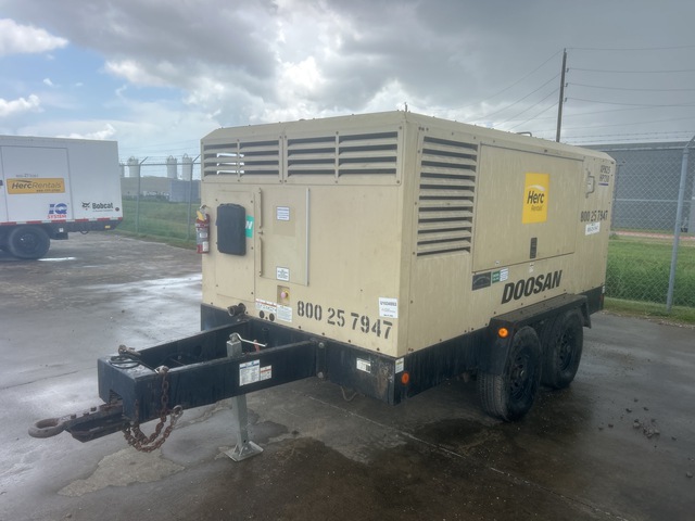 2019 Doosan XP825/HP750WCU Mobile Air Compressor (Inoperable)