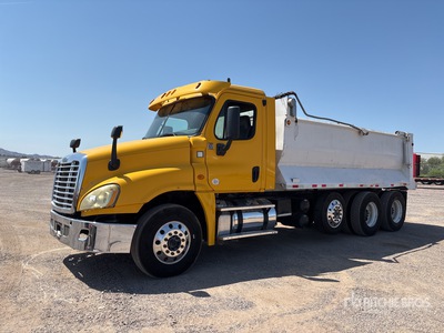 2013 Freightliner Cascadia Super 10 8x4 Wywrotka Tri/A