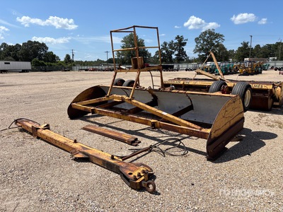 1991 Reynolds LS16 Hydraulic 16 ft Leveling Box Blade